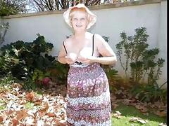 LADEISEROTIC Horny Amateur Grandma Ladies With Webcams