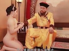Ancient Asian nobleman gets to fuck an empress in her palace