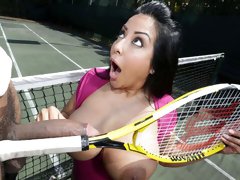 Lovely Latina hoe Kiara Mia gets nicely penetrated outdoors